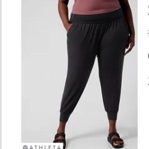 Athleta Studio Jogger size XS